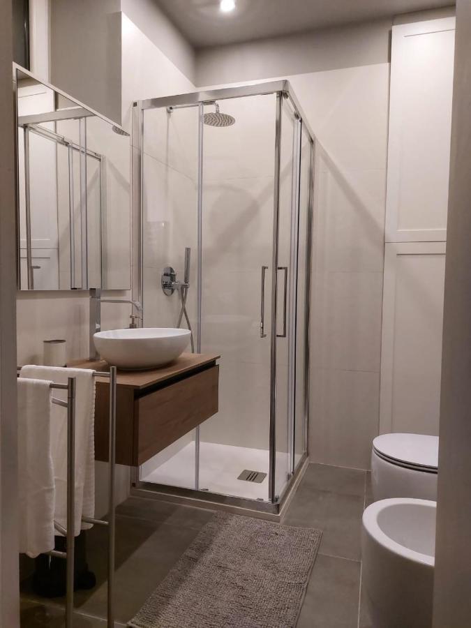 Appartamento Per 2 O 4 Persone - Torino Gran Madre Екстер'єр фото